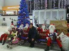 成田空港クリスマス 11KB